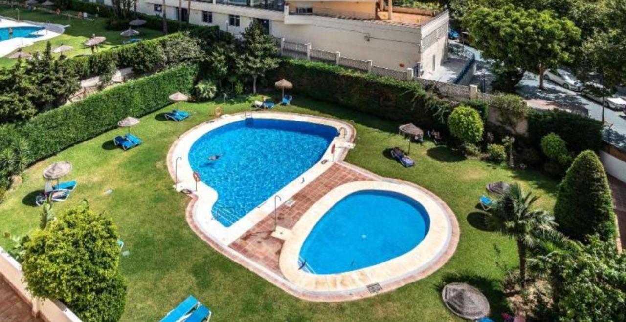 شقة Marbella Edificio Puerto Azul المظهر الخارجي الصورة