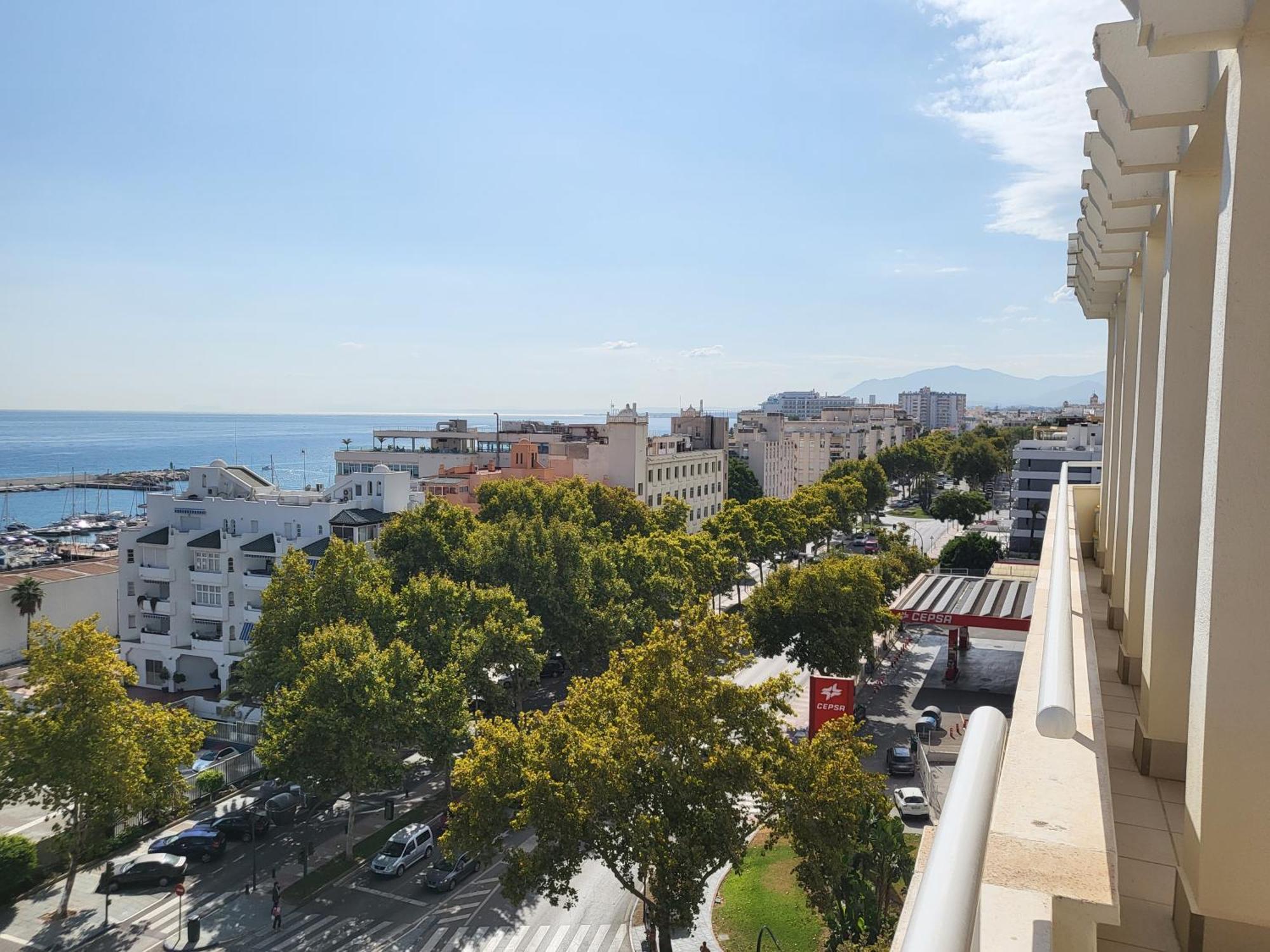 شقة Marbella Edificio Puerto Azul المظهر الخارجي الصورة